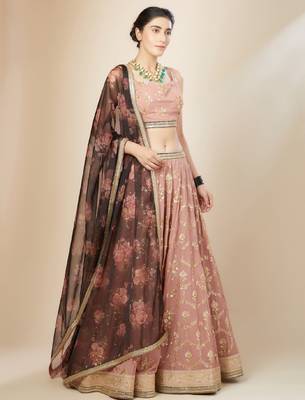 Pink zari Embroidered Lehenga Set 2