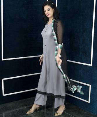 Black embroidered georgette jacket style kurta 3