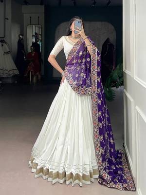 Off- White Lehenga choli with embroidered dupatta 1