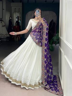 Off- White Lehenga choli with embroidered dupatta 3