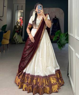 off white half saree with maroon dupatta 1