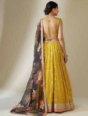 Yellow zari Embroidered Lehenga Set 2
