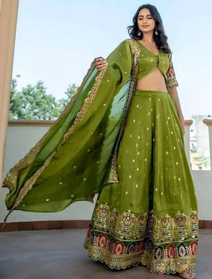 Green Embroidered Silk Lehenga Choli 2