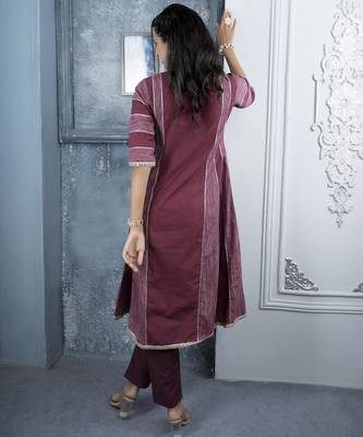 Maroon embroidered silk a line kurta 5