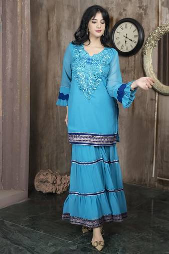 Blue embroidered georgette straight cut kurta