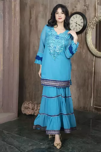 Blue embroidered georgette straight cut kurta