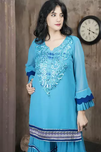 Blue embroidered georgette straight cut kurta