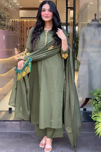 Mehendi chanderi silk heavy thread embroidery work kurta pant set