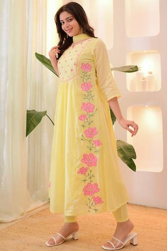 Yellow parampara silk heavy thread embroidery work kurta pant set