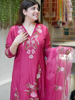 Rani pink chanderi silk heavy thread embroidery work kurta pant set 3