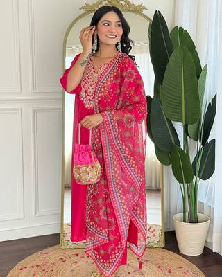 Rani pink viscose blend heavy thread embroidery work with printed dupatta kurta pant set 4