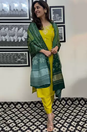 Lemon chanderi silk heavy thread embroidery work with printed dupatta kurta pant set