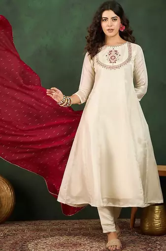 Cream vichitra silk heavy thread embroidery work kurta pant set