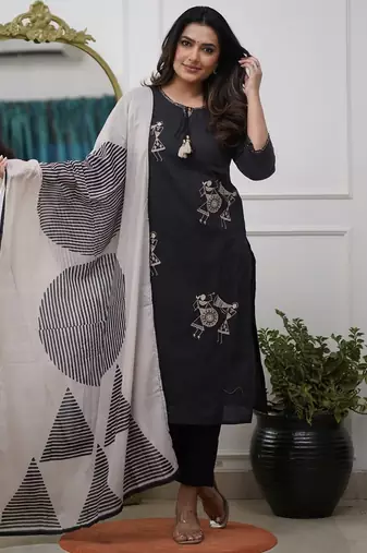 Black pure silk heavy thread embroidery work with printed dupatta kurta pant set