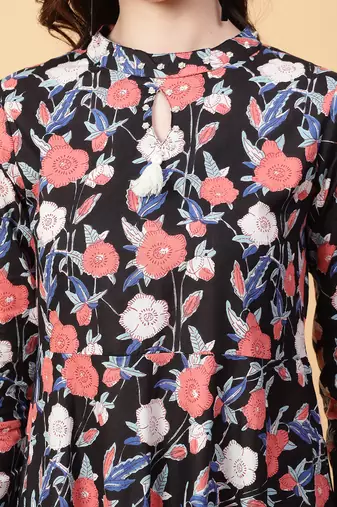 Black printed cotton long-kurtis