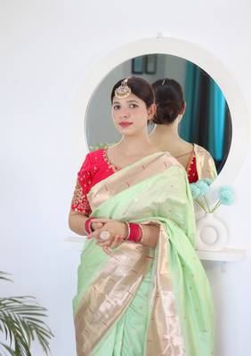 Pista paithani silk blend saree with festive looks 3