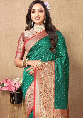 Green soft silk blend ethnic weaving jacquard partywear heavy saree 3