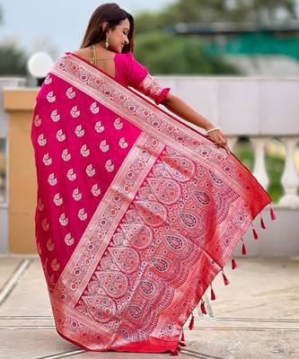 Pink faux banarasi silk blend saree with woven jacquard ethnic style 2