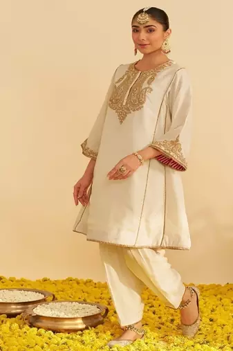 Ivory embroidered silk kurta set
