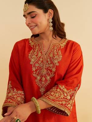 Orange embroidered silk kurta set 3