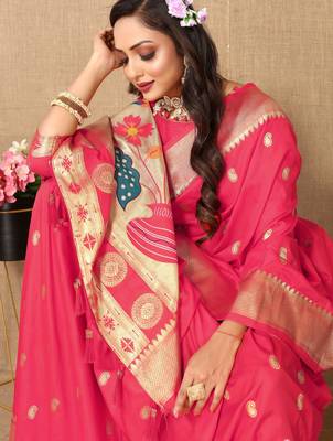 Gajri paithani silk blend woven meenakari jacquard traditional rich ethnic saree 3
