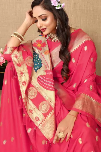 Gajri paithani silk blend woven meenakari jacquard traditional rich ethnic saree