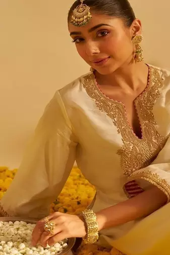 Ivory embroidered silk kurta set