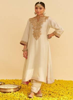 Ivory embroidered silk kurta set 1