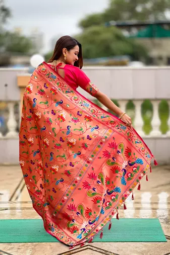 Pink kanjivaram silk blend woven graceful partywear saree