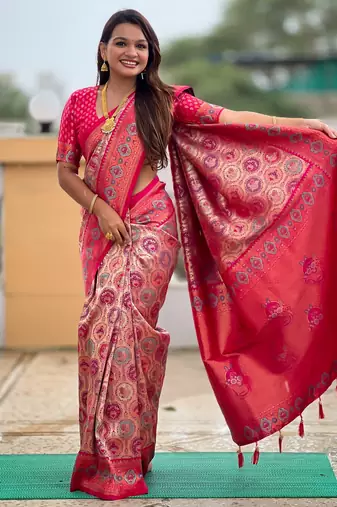 Pink kanjivaram silk blend woven graceful partywear saree