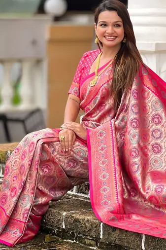 Pink kanjivaram silk blend woven graceful partywear saree