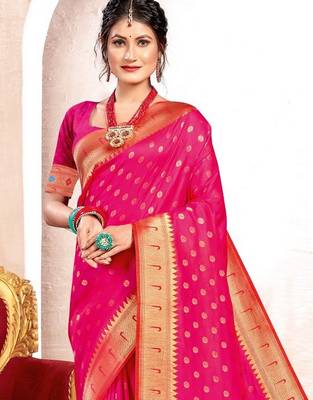 Magenta paithani silk blend woven ceremonial rich looks saree 2