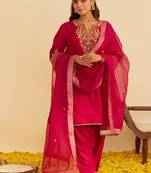 Hot pink embroidered silk kurta set With Dupatta