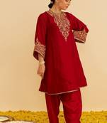 Red embroidered silk kurta set With Dupatta