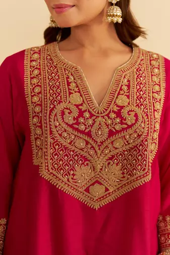 Hot pink embroidered silk kurta set With Dupatta