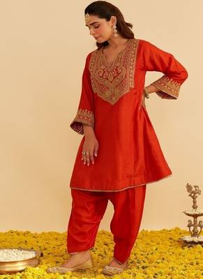 Orange embroidered silk kurta set With Dupatta 5