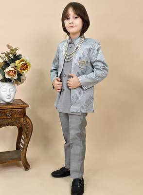 Boys grey silk sequined embroidered wavy motifs sherwani set 4