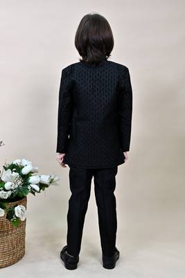 Boys black silk blend zigzag jacquard embroidered sherwani set 2