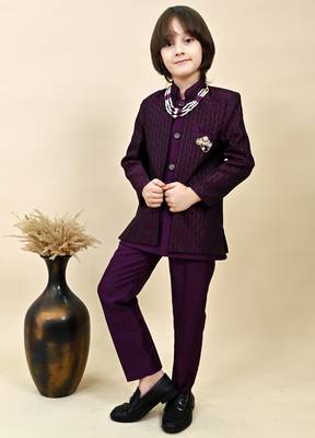 Boys wine silk blend zigzag jacquard embroidered sherwani set 4