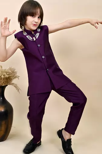 Boys wine silk blend zigzag jacquard embroidered sherwani set