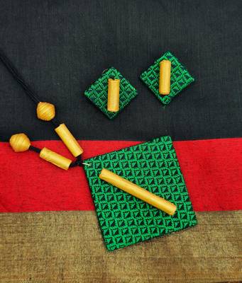 Green handloom fabric long necklace 1