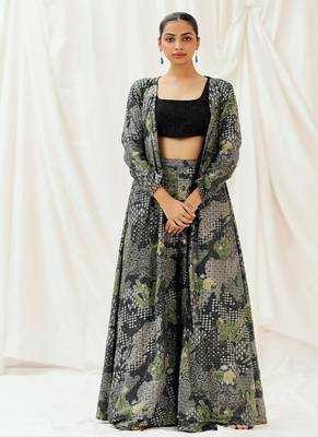 Black embroidered crepe jacket set 1