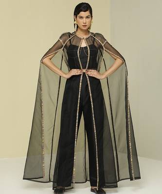 Black plain silk cape set 1