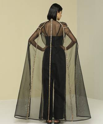 Black plain silk cape set 3