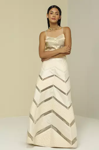 White plain silk jacket set