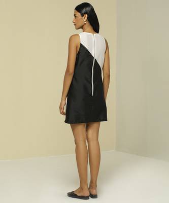 Black & white plain silk short dress 3