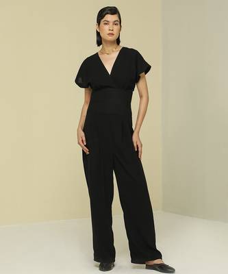 Black plain crepe jumpsuit 1