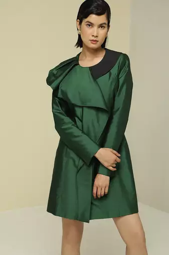 Green plain silk short dress
