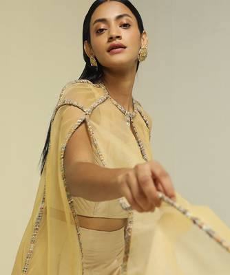 Black plain silk cape set 2