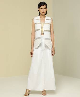 White plain cotton jacket set 1